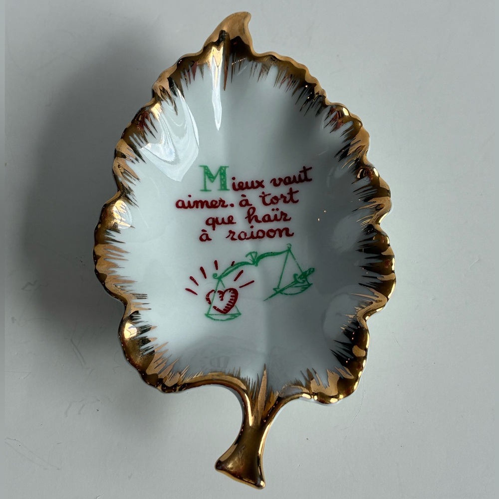 Vintage Limoges France Gold Leaf Trinket Dish Le Gout de Vivre French Quote MINT